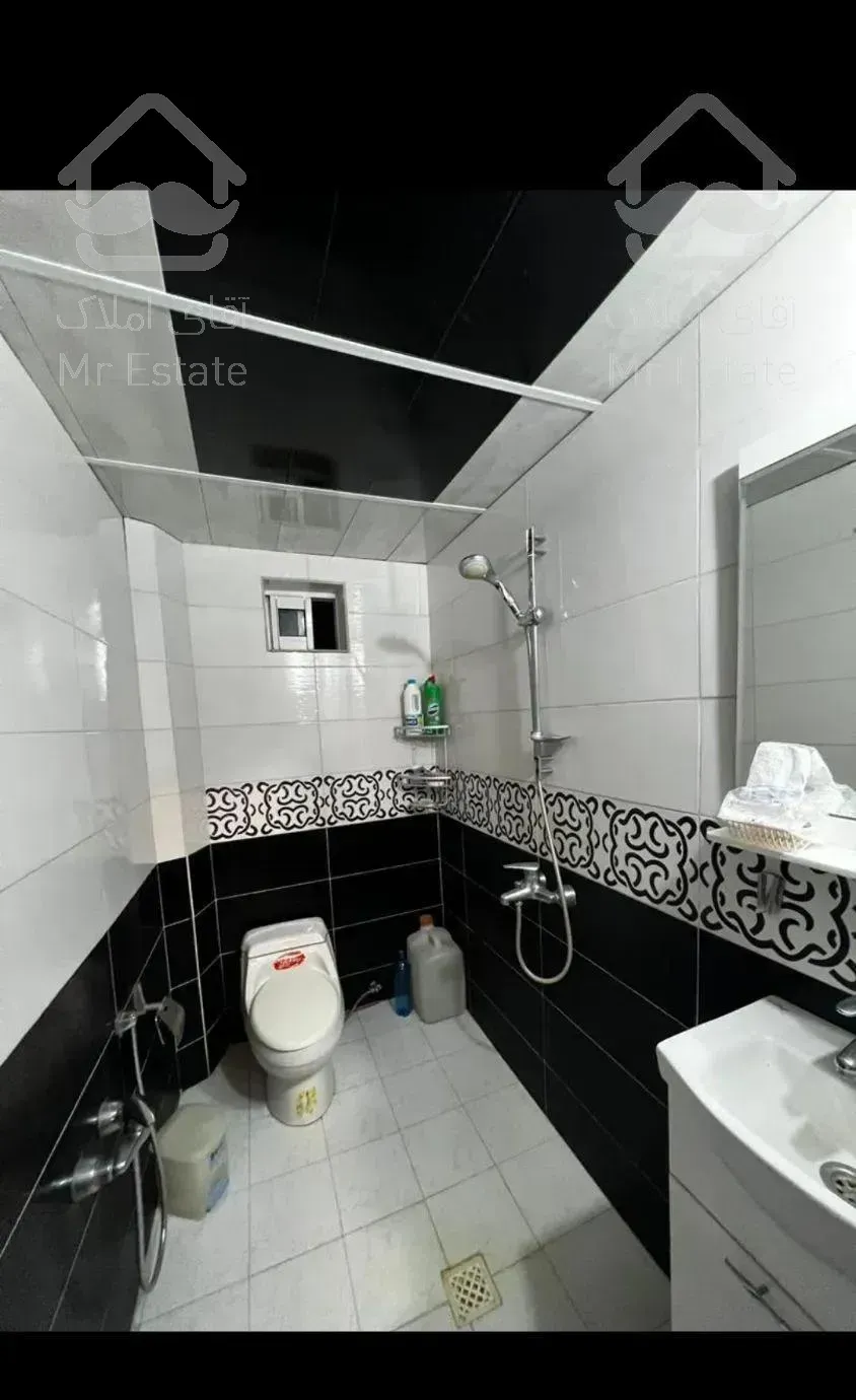 ویلای ساحلی پلاک ۱ استخردار ۳ خواب .