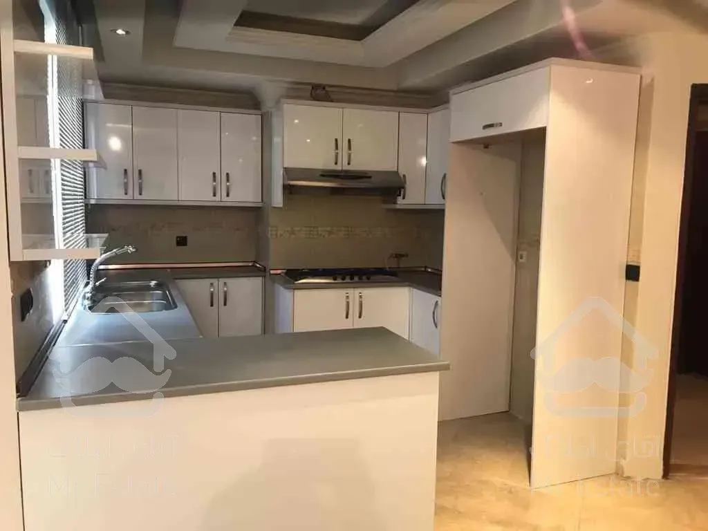 120 متر کامرانیه جنوبی فول مشاعات/حتی مجرد