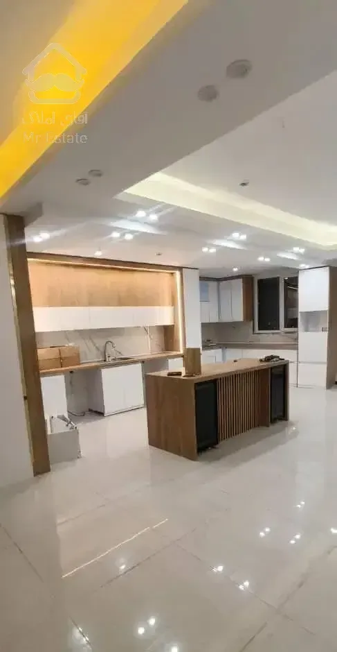 رینگ دریاچه/130 متر/دو پارکینگ سندی/ویوو دریاچه