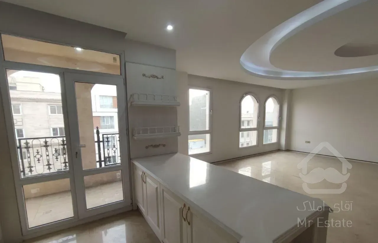 ۱۰۵متردیزاین شده ۷ساله فول امکانات فلکه اول صادقیه