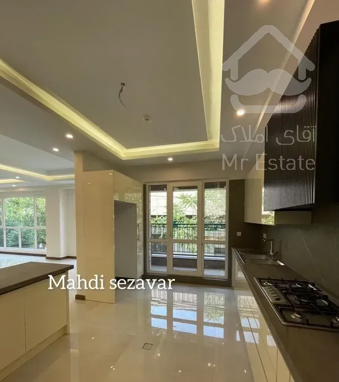 ۲۰۸ متر ۳ خوابه تکواحدی مشاهیر