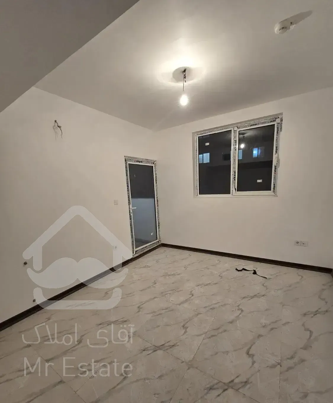 آپارتمان ۹۰ متری رُز شاهدیه صفر کلید نخورده