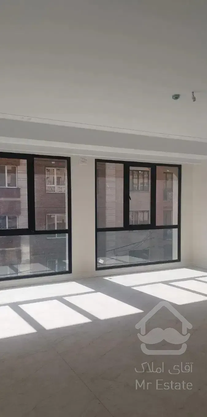 آپارتمان 130متر پاتریس.نوساز تک واحدی