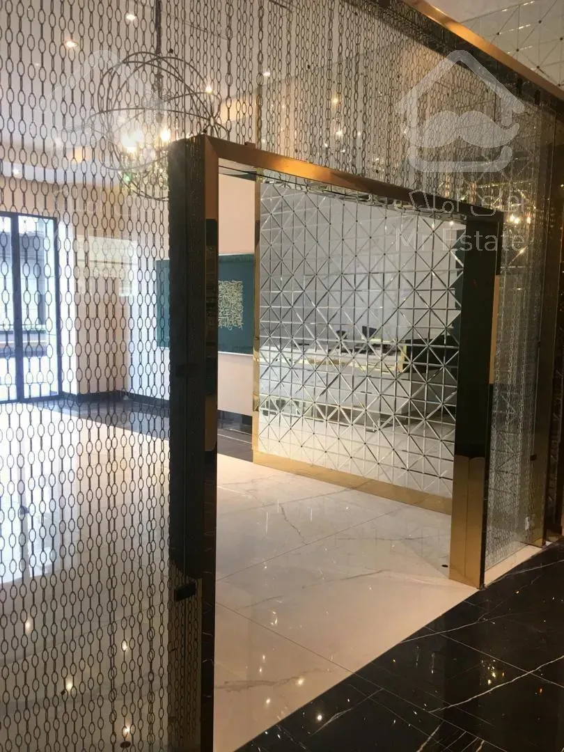 ۱۵۰متر در برج باغ