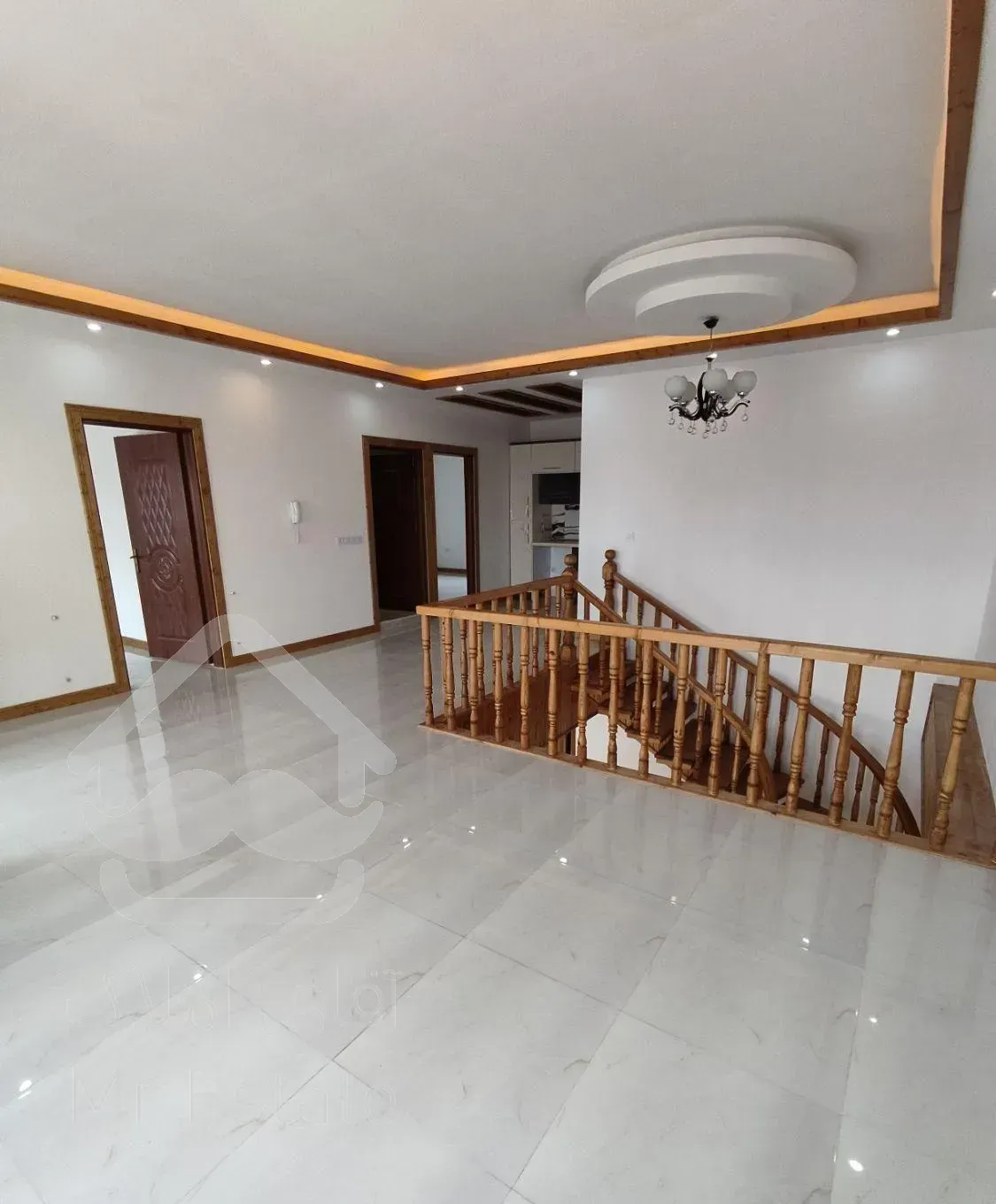 فروش ویلا نوساز کلاسیک 4خواب اتوبان دریاکنار