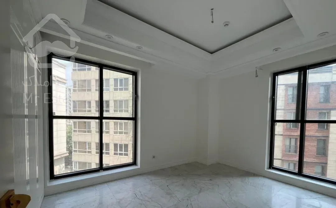 فرمانیه غربی فروش ۹۵ متر دو خوابه نوساز تک واحدی