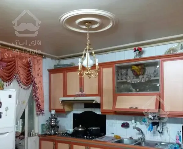 ۱۳۴ متر ۲ خواب ۲ پارکینگ طبقه اول ۲ کله غرق نور