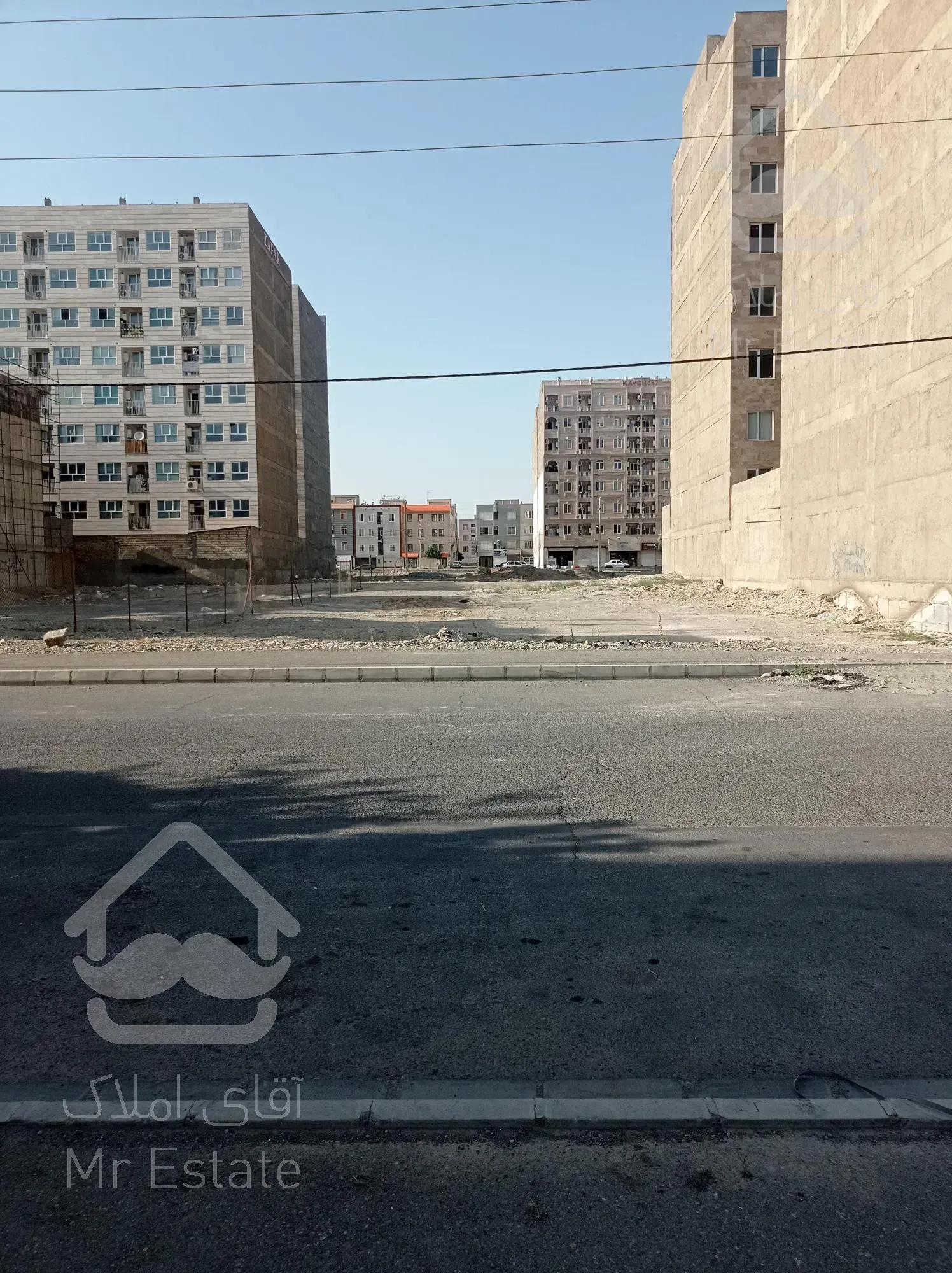 فروش یک قطعه زمین 1600 متری مخصوص سرمایه گذاری و مشارکت