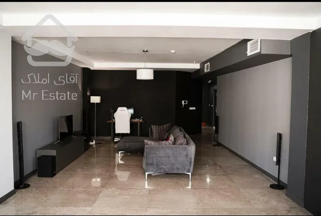 145 متر سه خواب نوساز ۲ پارکینگ سندی