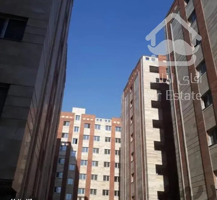 ۸۲ متر فول امکانات ، نقاشی ،داکت اسپیلت ، کابینت