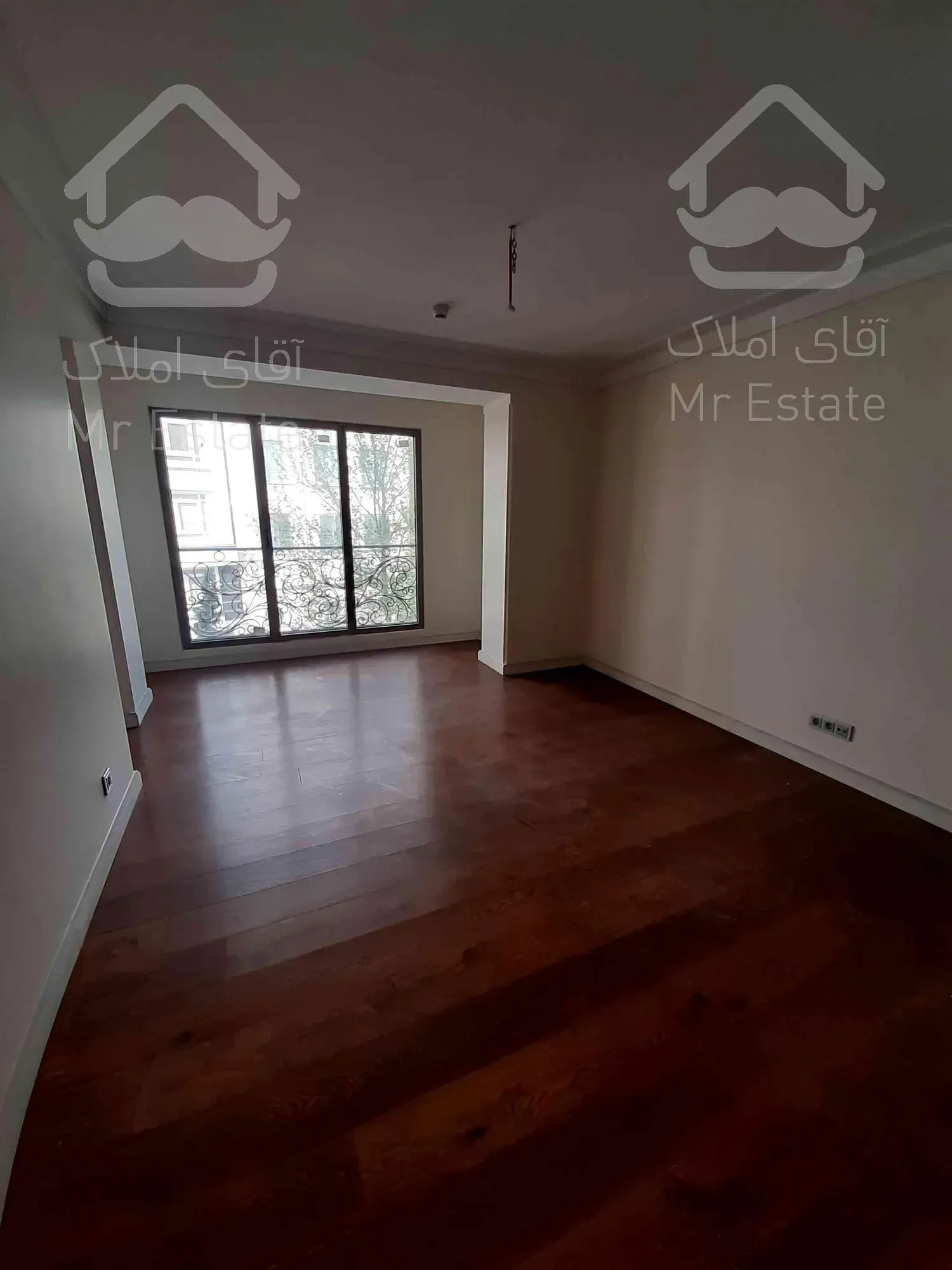 خرید آپارتمان ۲۷۰ متری اجودانیه