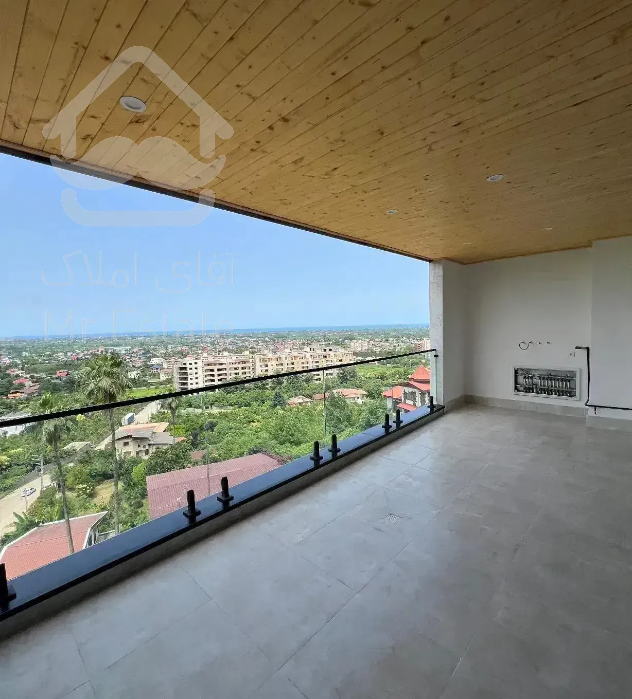 آپارتمان لوکس ۱۶۰متری ۳خوابه در جنگل