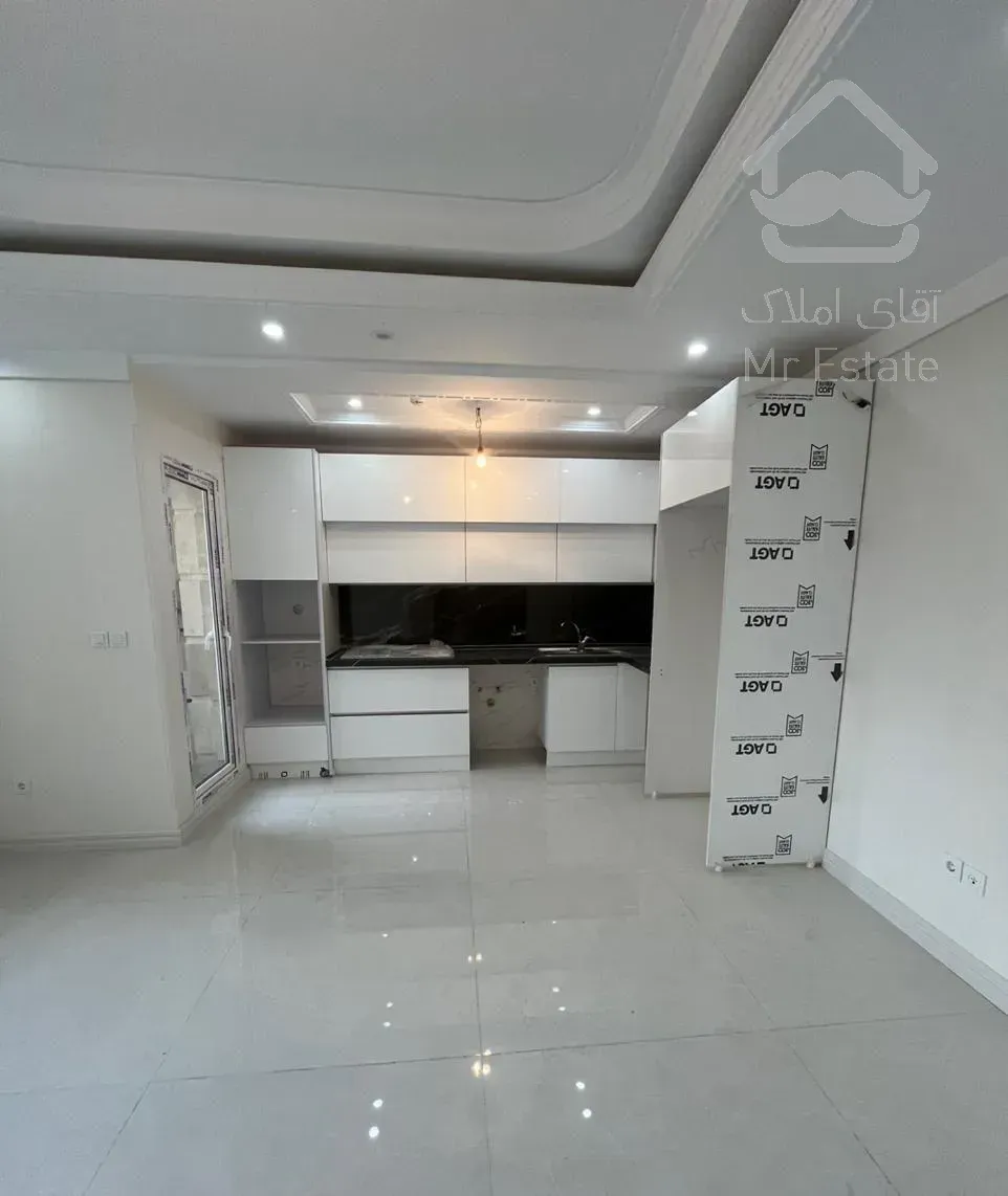 ۶۳متر سهروردی شمالی