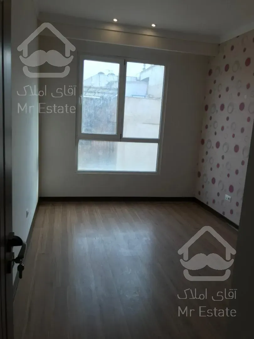 200 متری شهرک لاله