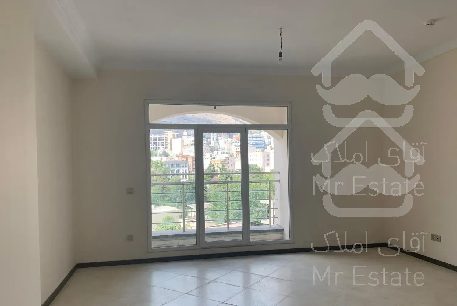 برج باغ نیاوران - دربند ( ۱۲۰ متر - ۲ خواب )