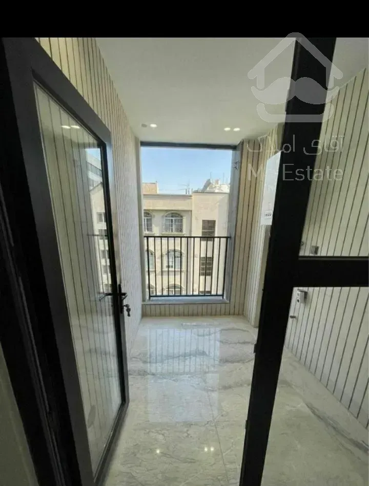 ۹۰ متری/ ۲ خواب/ فول / نور شمال جنوب