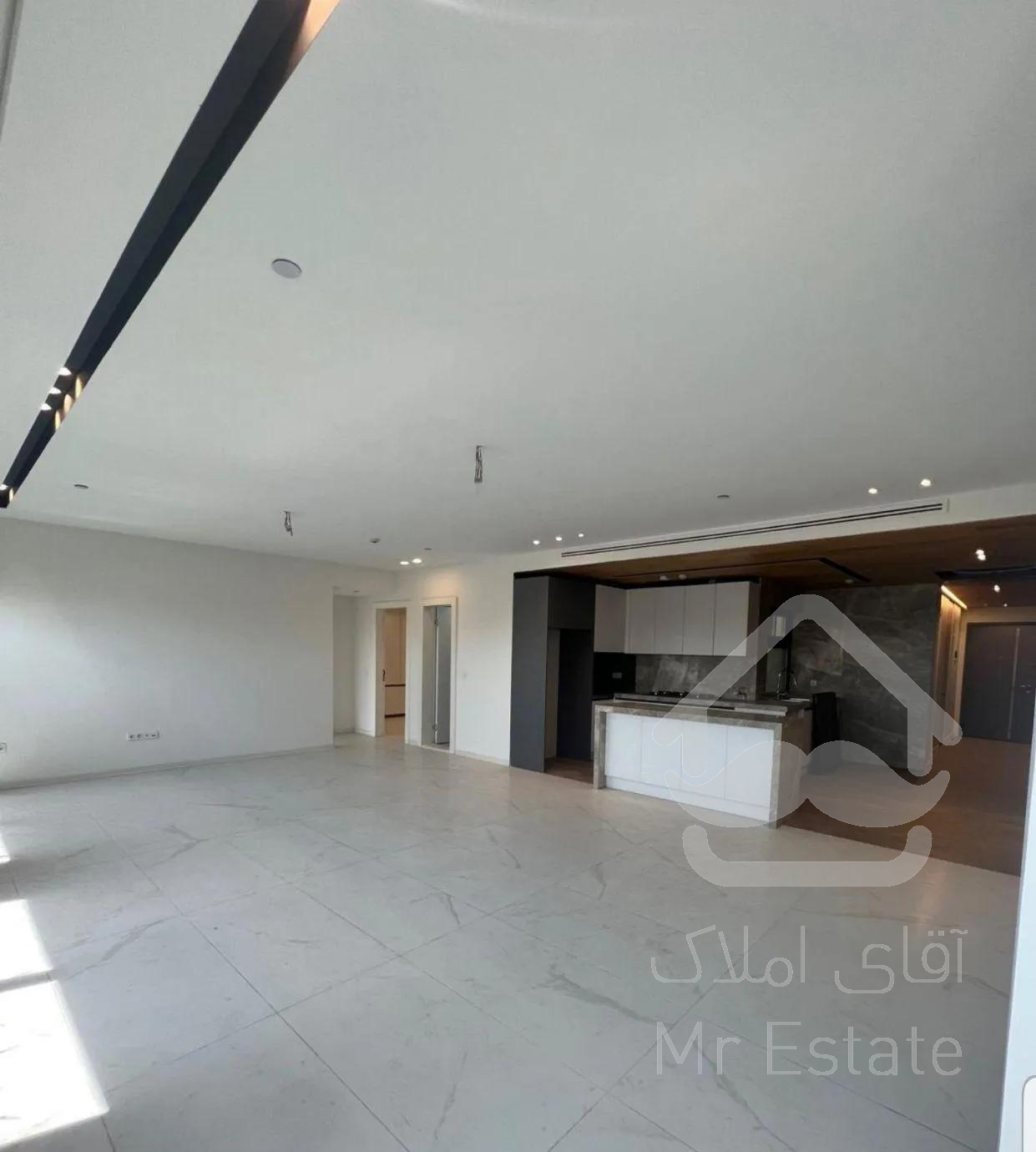 ۱۱۴متر دو خوابه لارستان