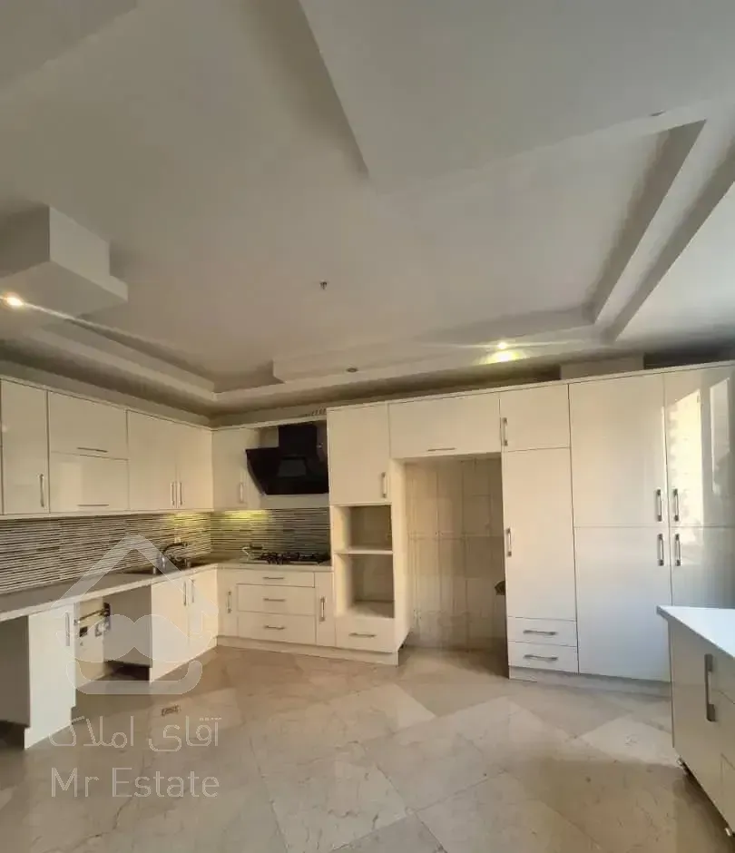 شمال کاخ نیاوران/۱۰۰متر۲خواب/خوش نقشه