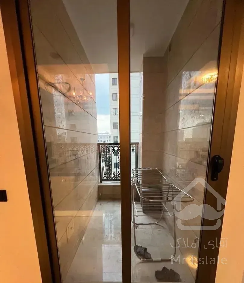 ۲۳۰متر مدرن فول مشاعات نوساز زیرقیمت تهاتر