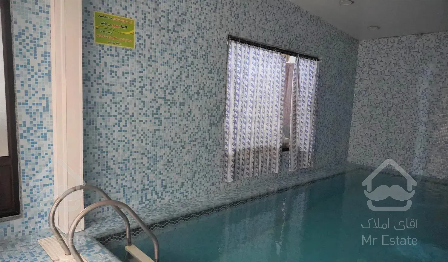 ویلا دوخوابه دوبلکس استخردار کوی افشین