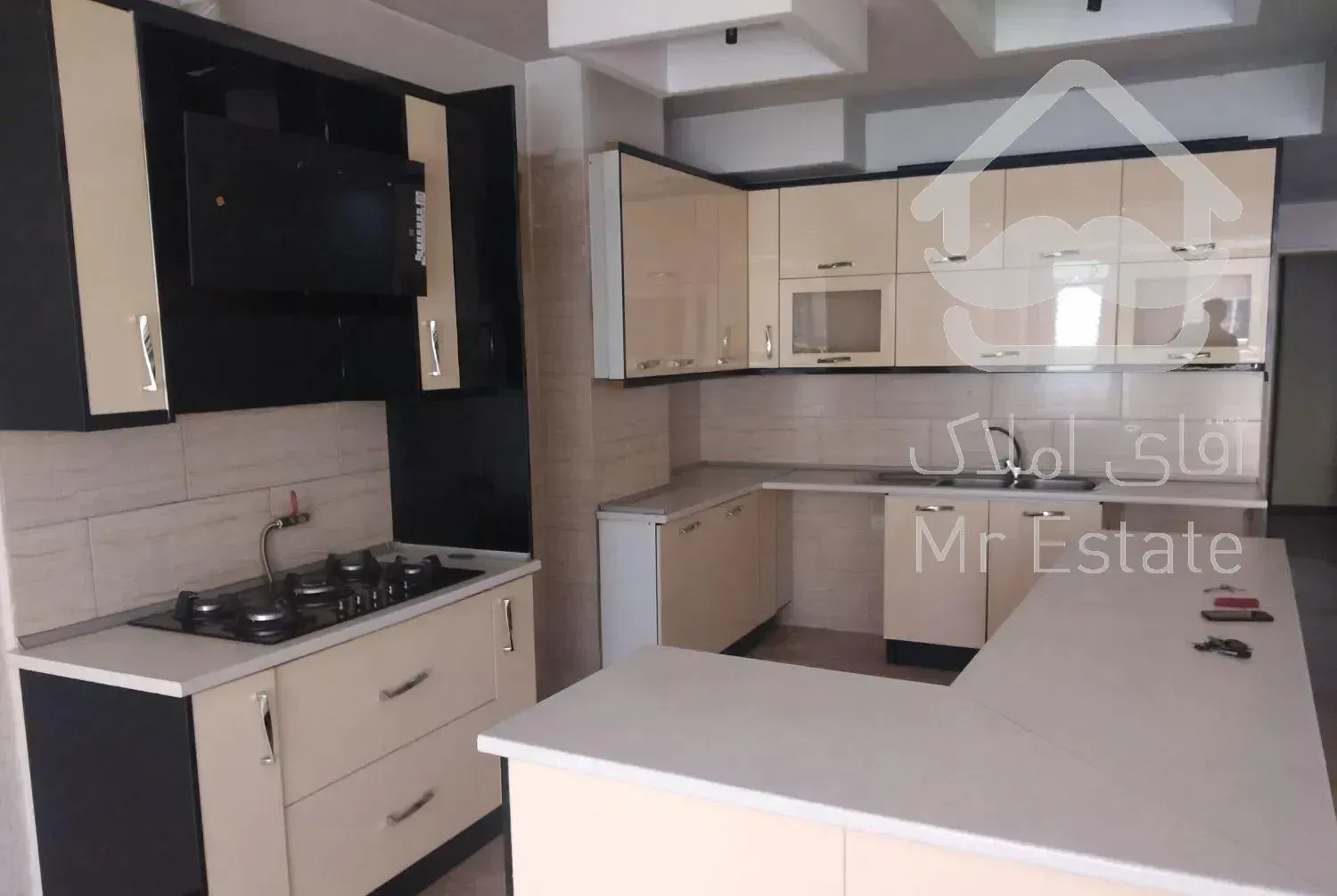 نیاوران 130 متر. حتی مجرد