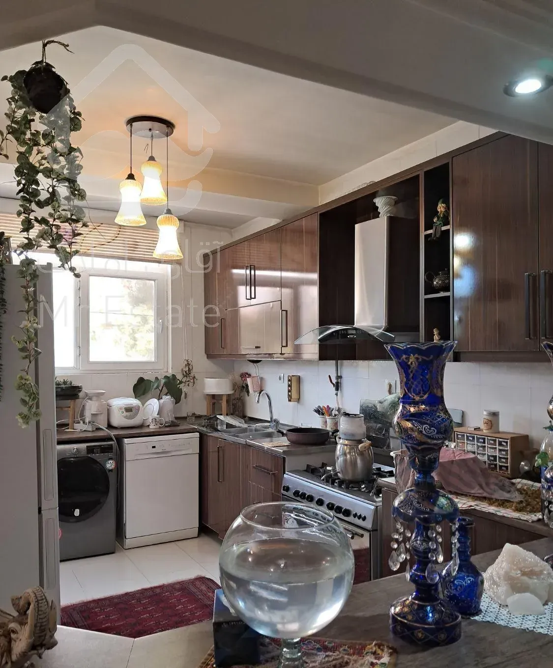 فروش آپارتمان خیابان تهران اساتید روبرو ذوب‌آهن