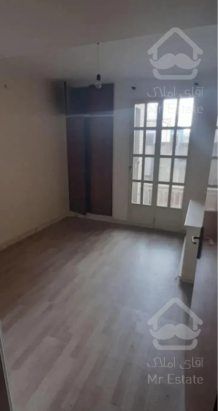 فرعی شمال فاطمی/گلها۹۶ متر با امکانات