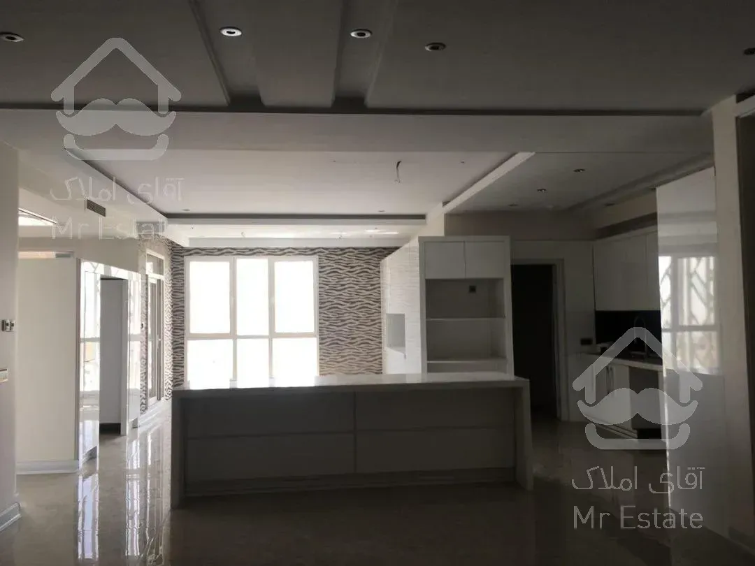 اجاره و رهن آپارتمان زعفرانیه 450  متر لوکس