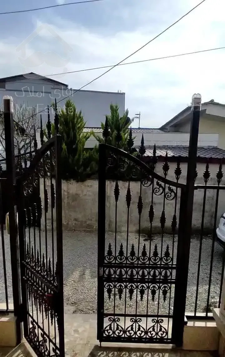 ویلا ۴ خوابه با استخر جکوزی و رووف رادیو دریا