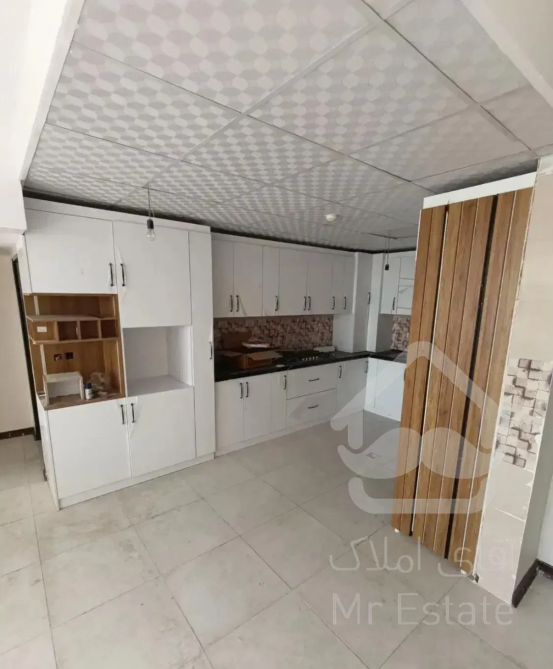 فروش دوخوابه 130متری لوکس نوساز صدرا موقعیت ملکی