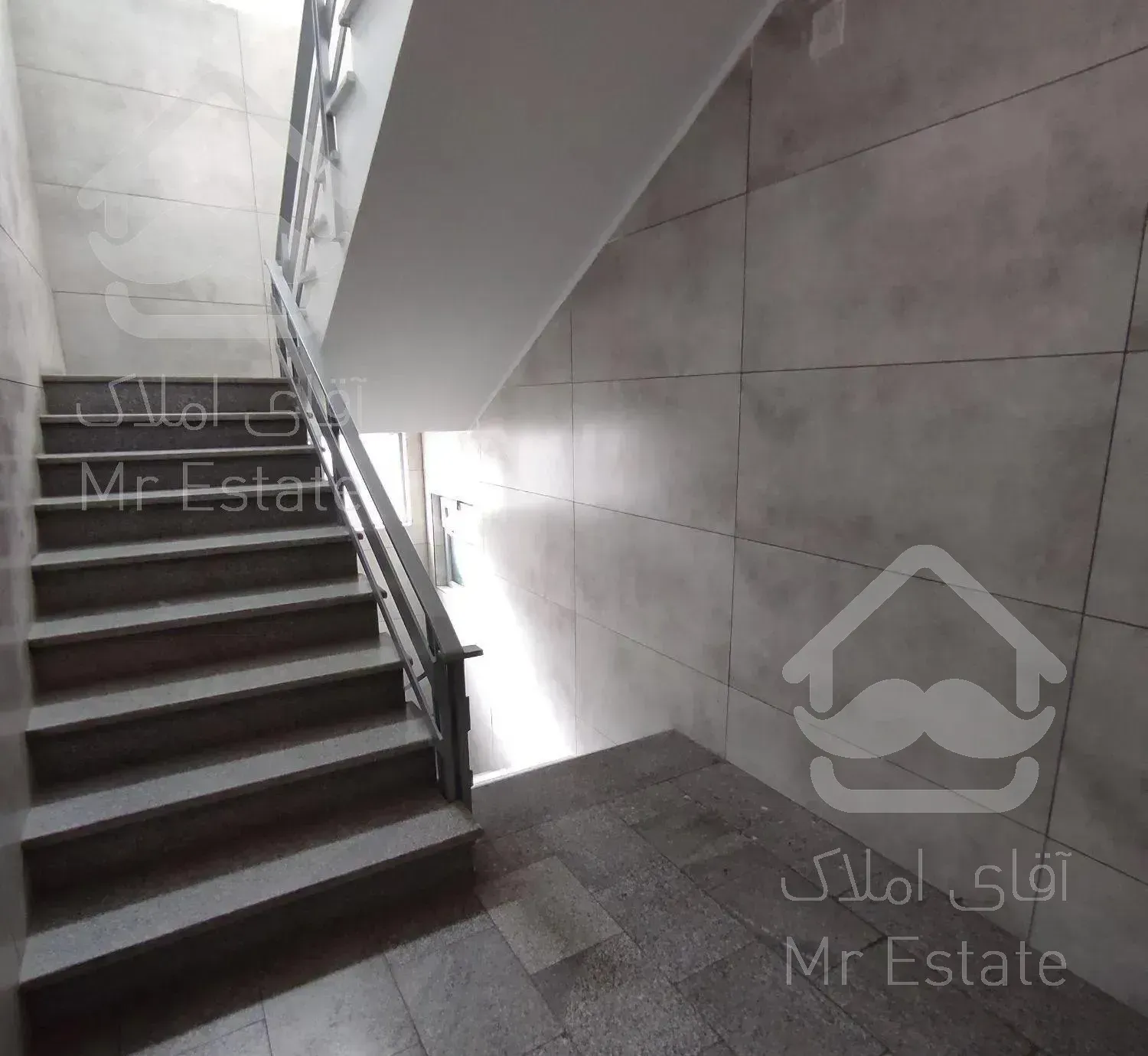 ۸۷ متر تجریش