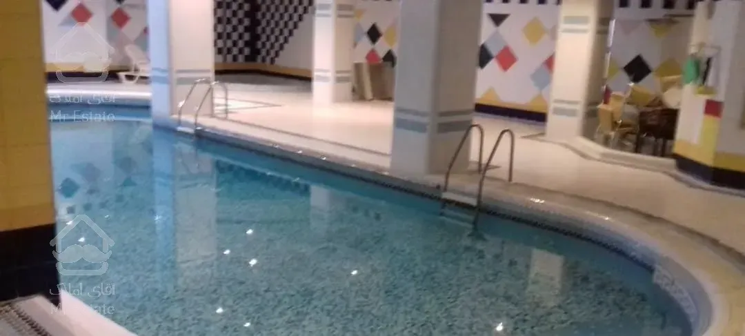 ۱۸۶متری فول مشاعات آبی، حیاط مشجر، گلسنگ