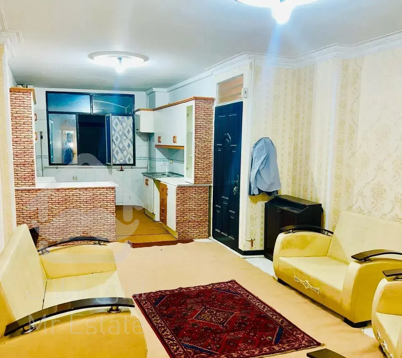 ۶۱متر/ پارکینگ دار/تخلیه/جنب مترو