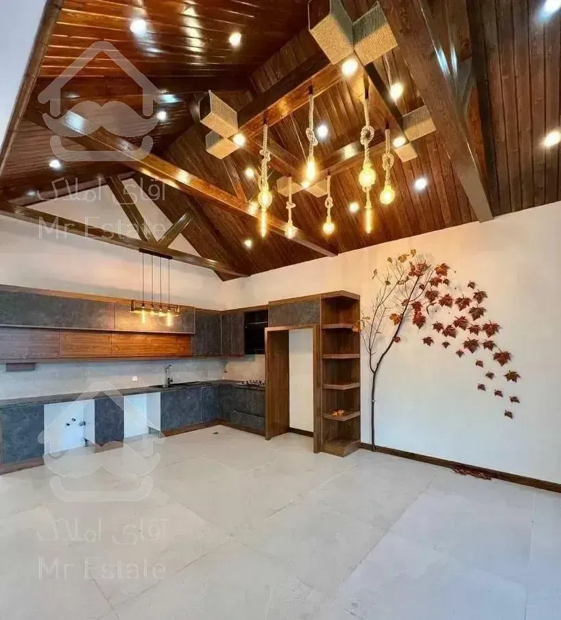 ویلا ۶۲۰ متری/نما انگلیسی/استخردار