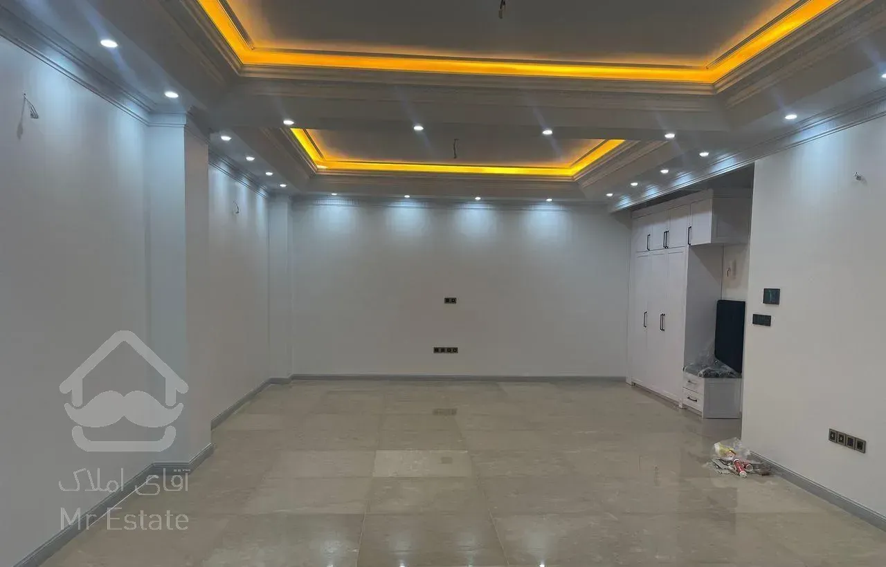 فروش آپارتمان ۱۲۳ متری ۳ خوابه کلید نخورده تاپ