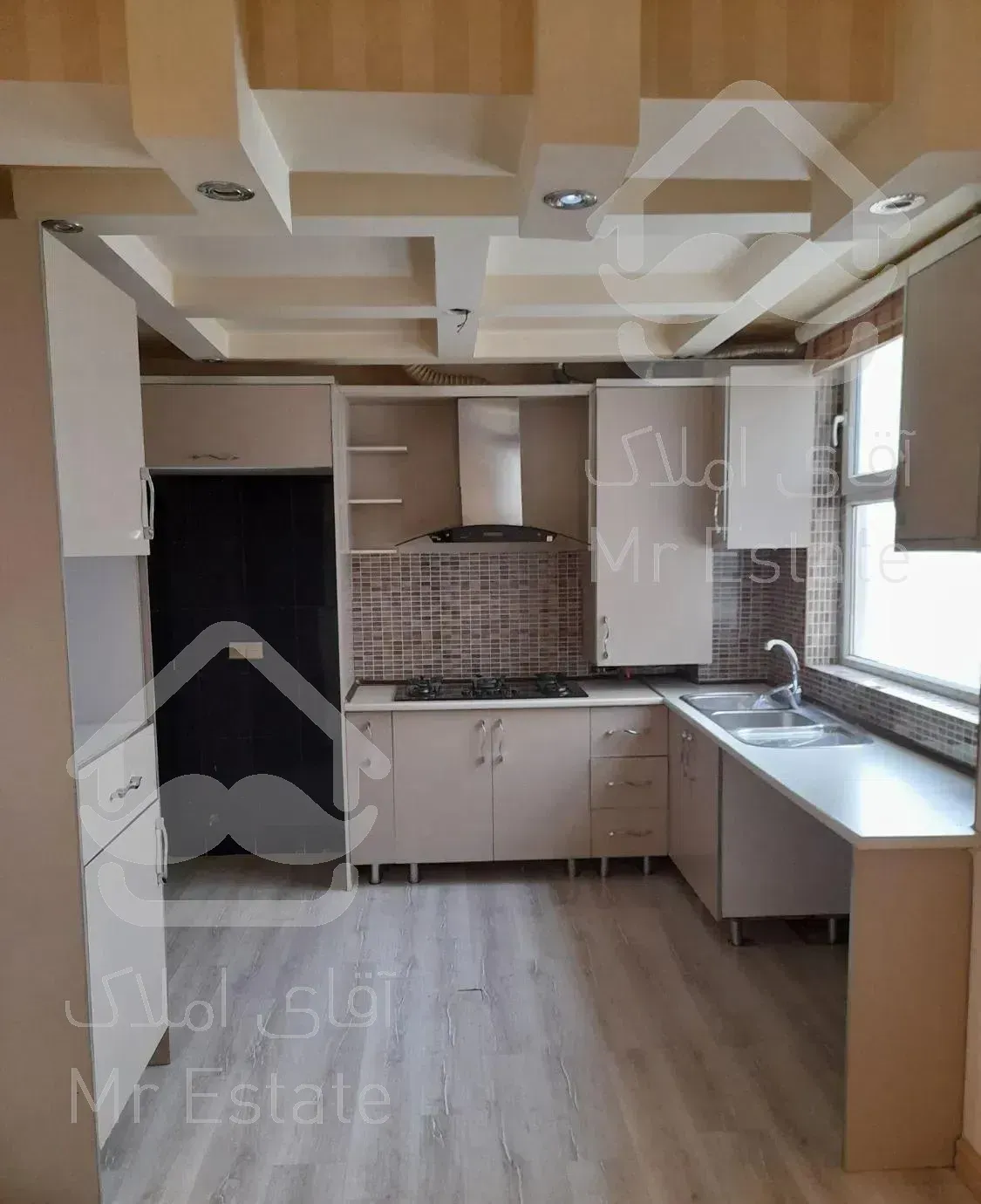 ۴۷ متر فول امکانات