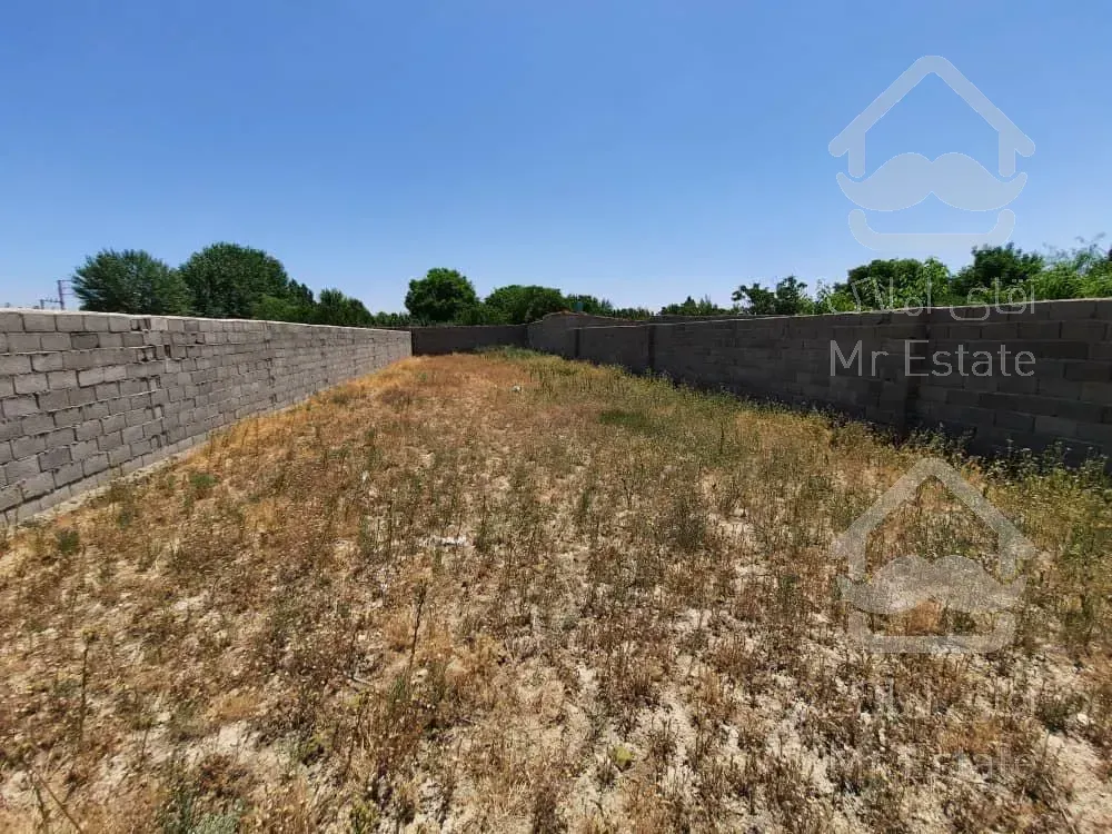 زمین شهرکی (چار دیواری) دارای آب برق