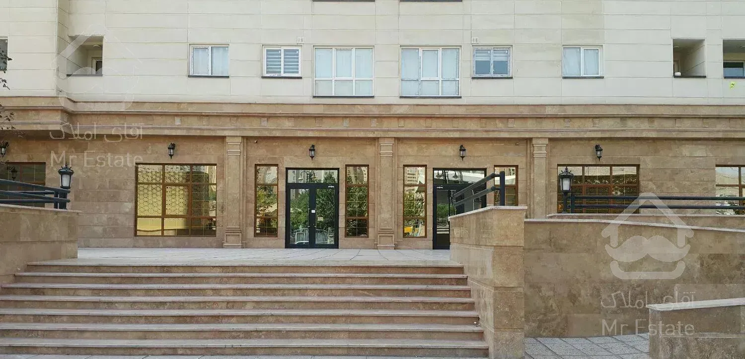 ۱۲۰متر ۲ خواب / کلید نخورده / دریاچه چیتگر