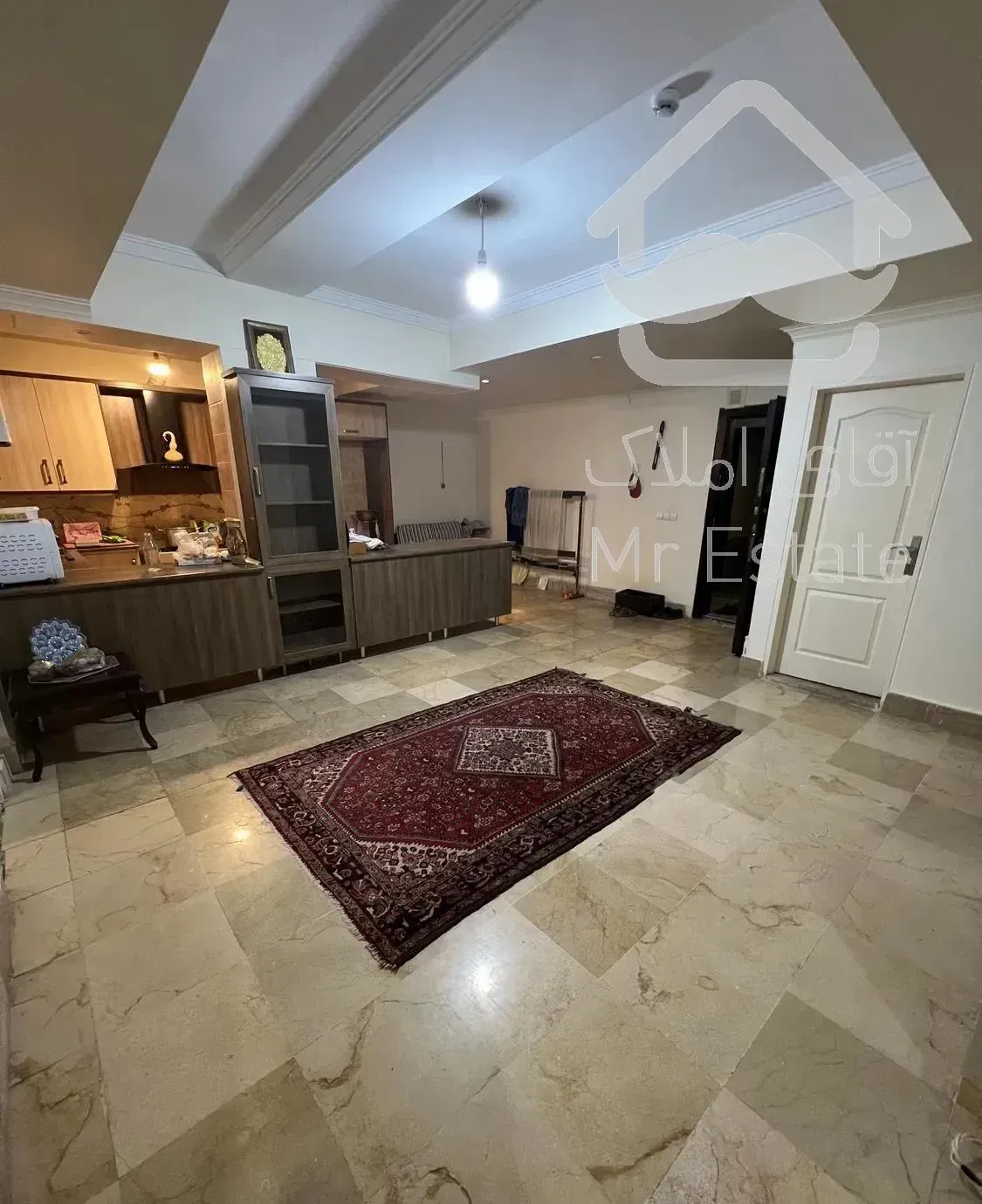 115مترفول/150مترحیاط/2پارکینگ/فرصت خرید