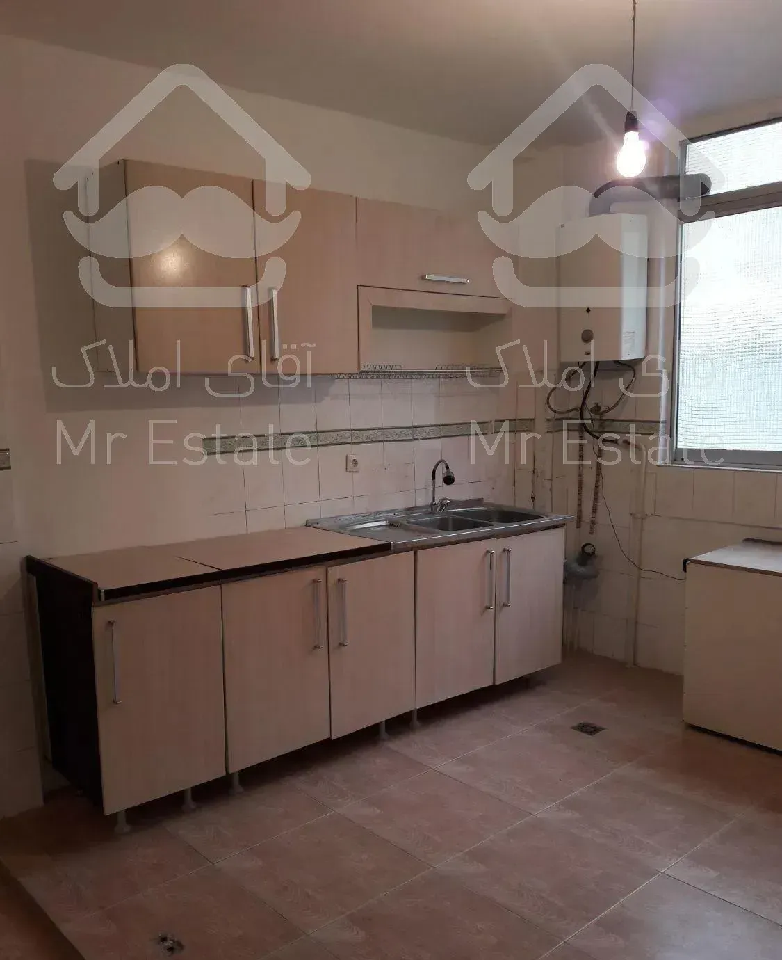 82 متر دو خوابه