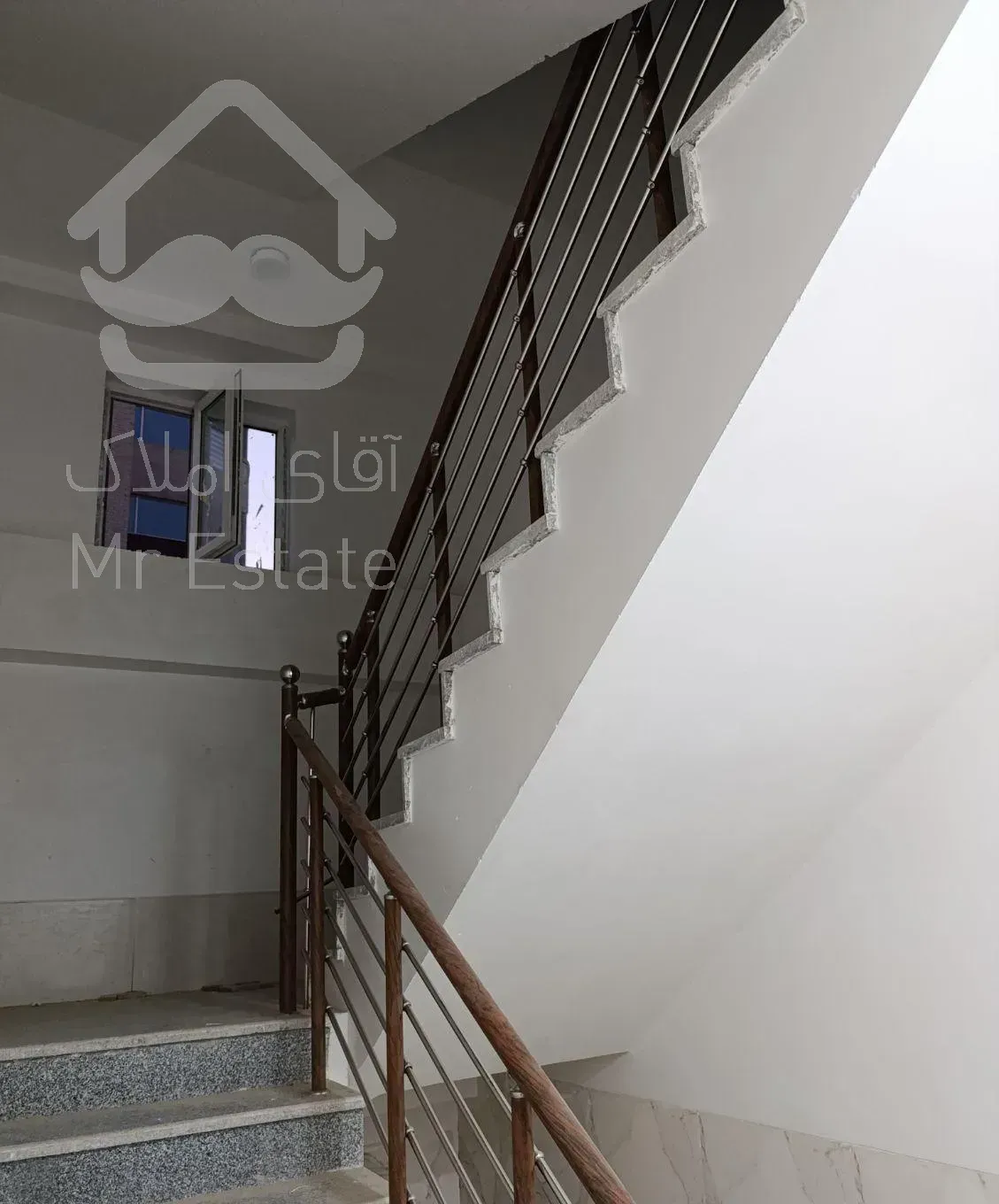 آپارتمان ۱۲۰ واحدی فرهنگیان‌ - کلید نخورده