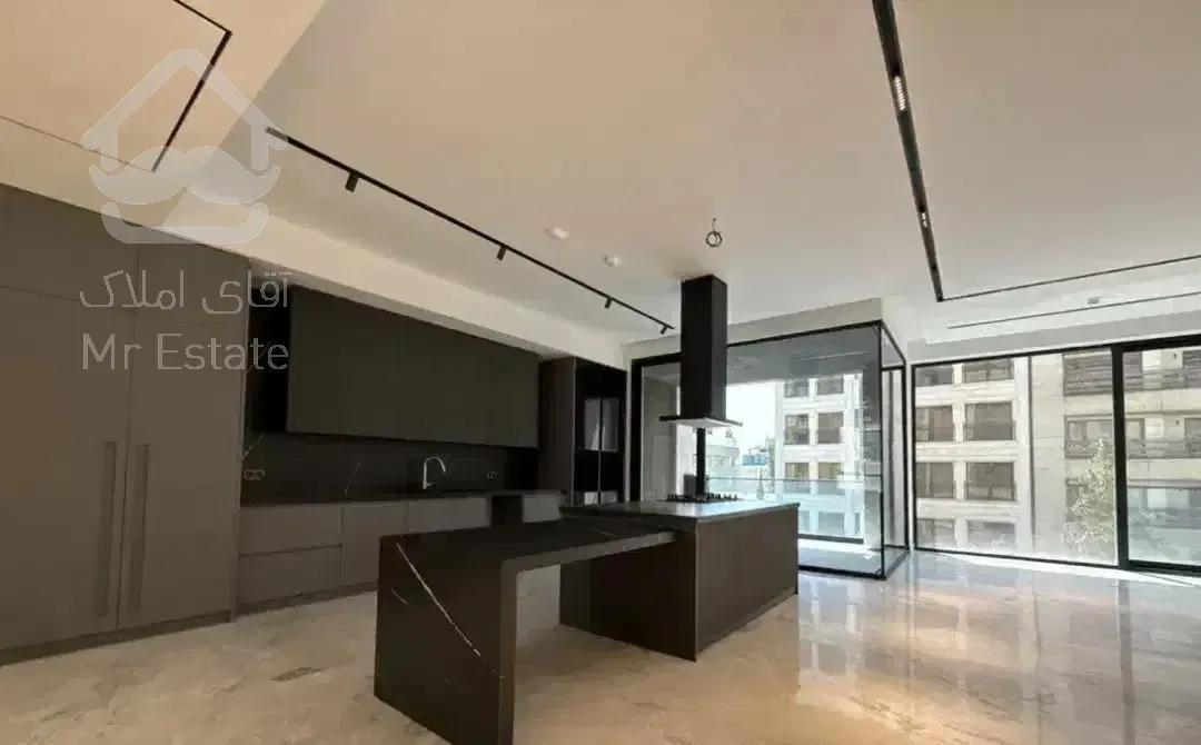 ۲۰۰متری سه نبش که انگشت نمای کل منطقس