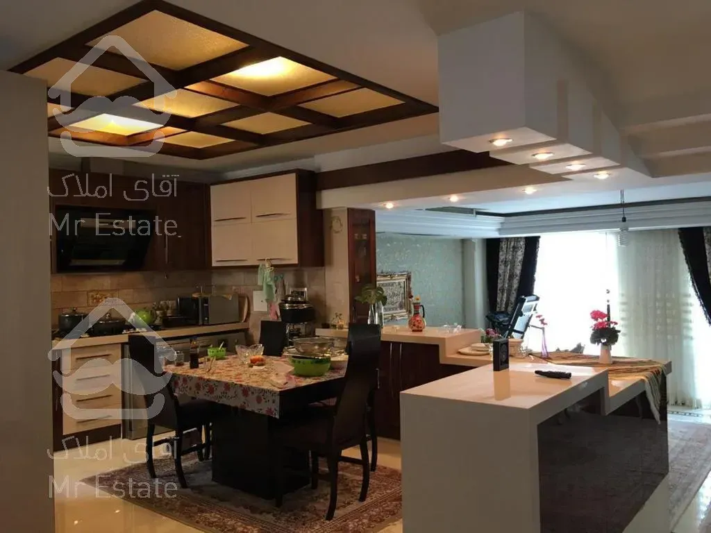 نیاوران ۲۰۰متر سه خوابه