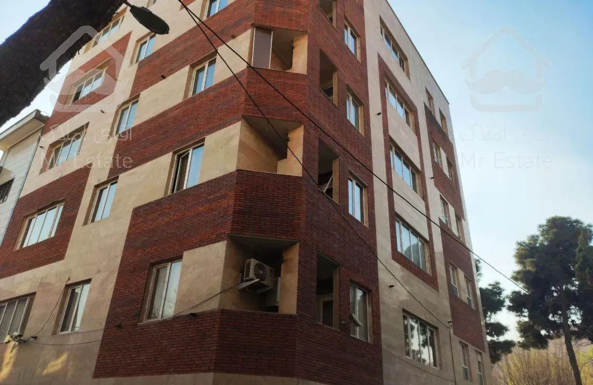 ۹۴ متر دو خواب/ غرق نور