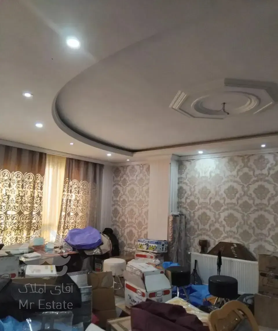 ۱۳۰ متر / تک واحدی /تخلیه / شهرک غرب