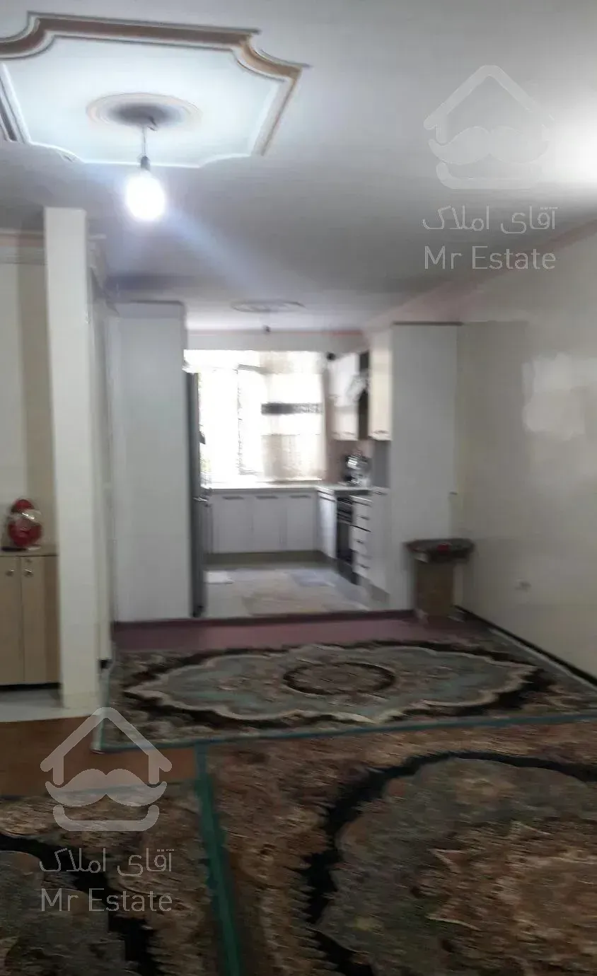 ۸۰متردوخوابه-خوش نقشه و شیک