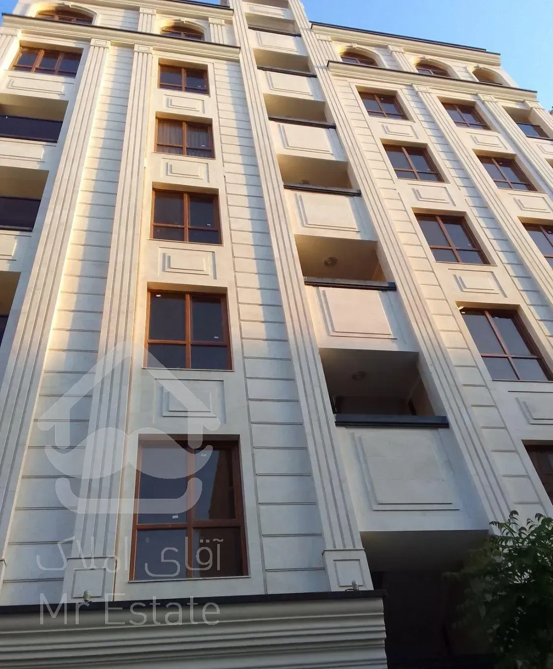 67 متر فول نوساز بلوار کمالی شرقی پونک