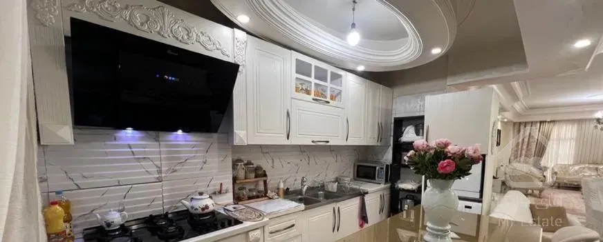 ۱۲۲متر بازسازی شده روبه جنوب/بدون پرتی/مهران/بهنام