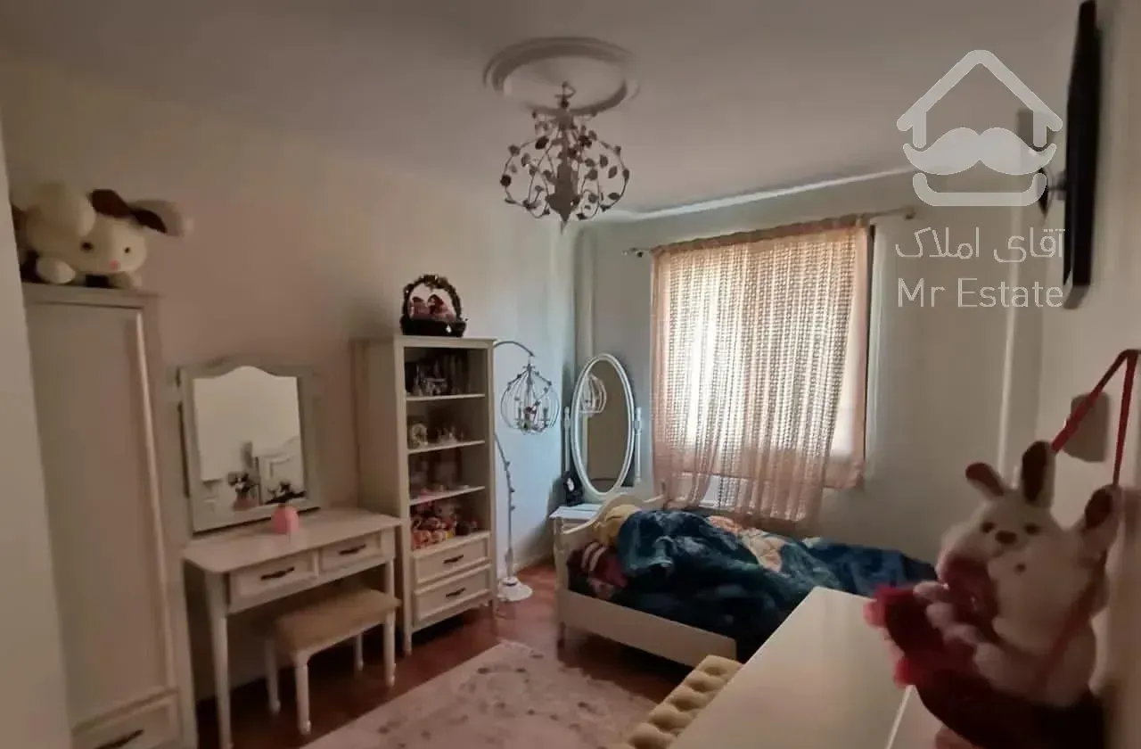 رهن ۷۰ متری یک خوابه فول امکانات، آبشار، دریاچه