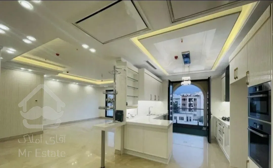 ۱۴۰متر ۳خ /ویو ابدی/فول دیزاین/غرق آرامش و نور